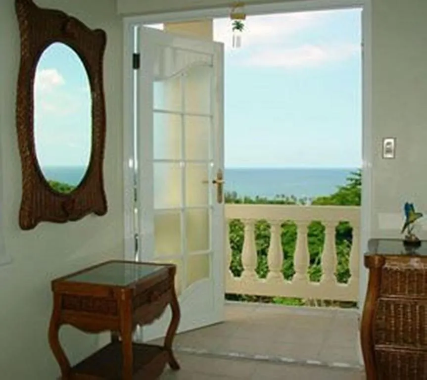 Guest house Dos Angeles Del Mar Bed And Breakfast Rincon